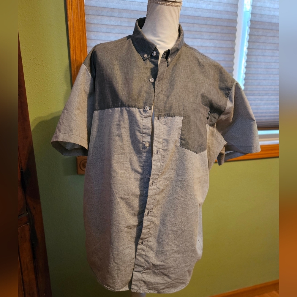 Molokai Surf CoMen's Gray Button-Up Shirt Size Xl